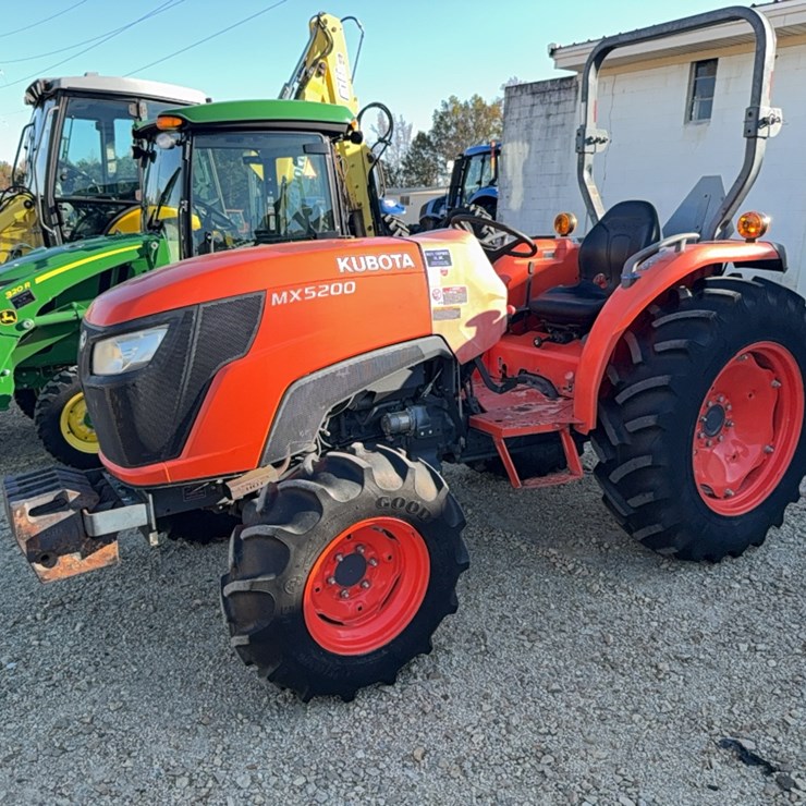 KUBOTA MX5200