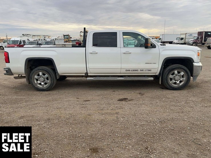 2018-gmc-sierra-3500hd-image-5