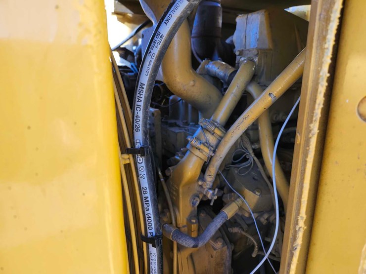 1980-caterpillar-627b-push-pull-scraper-image-29