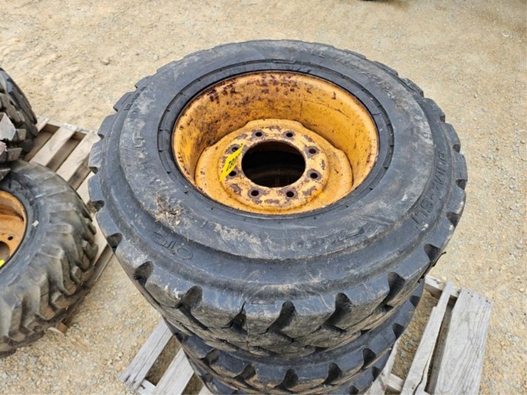 #3082-•-(3)-12-16.5-tires-&-rims-image-4