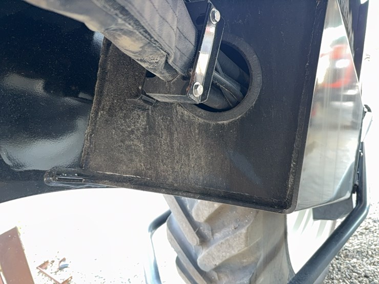 2023-new-holland-sp.310f-image-43