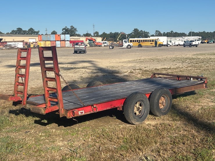 #21705-•-1983-lowboy-trailer-image-2