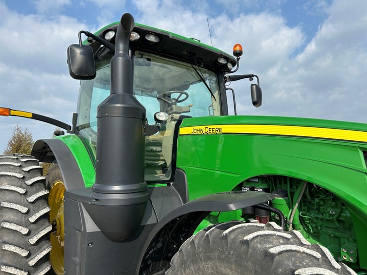2014-john-deere-8270r-image-21