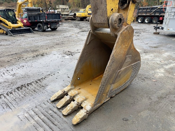 2008-caterpillar-330dl-hydraulic-excavator-image-9