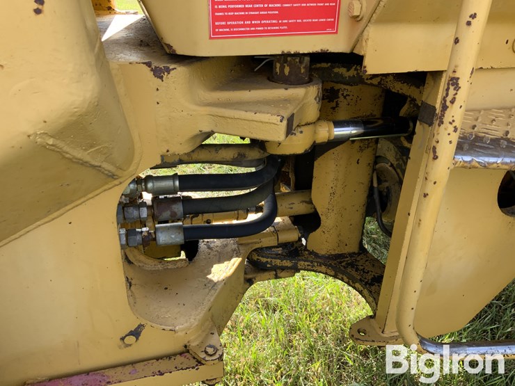 1981-caterpillar-910-image-13