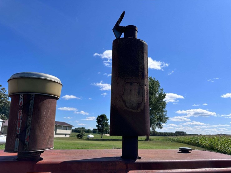 cockshutt-2050-diesel-mfwa-image-46