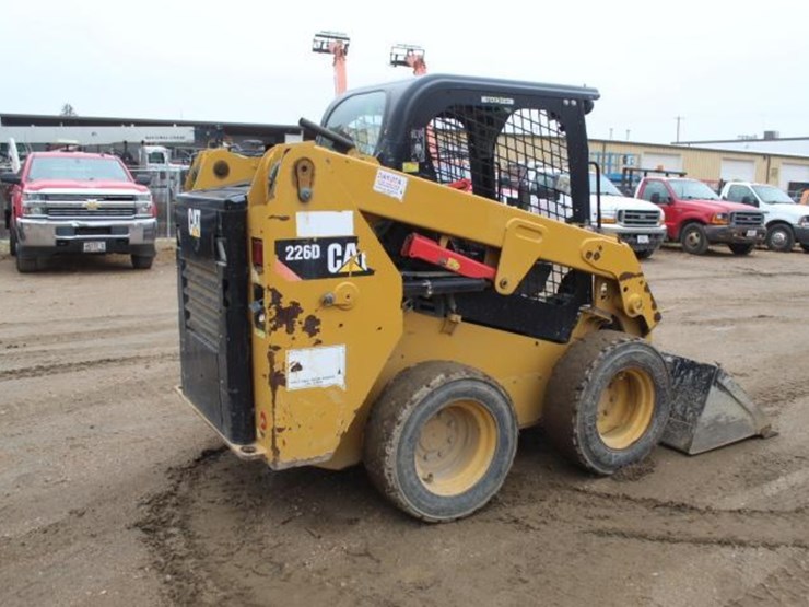 2016-caterpillar-226d-image-5