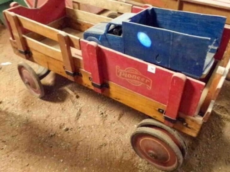 wood-pioneer-wagon-image-1