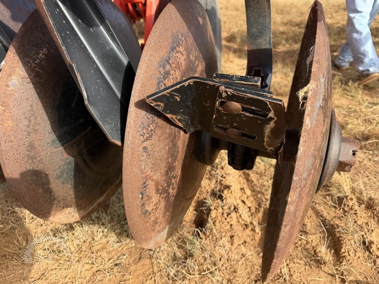 kuhn-krause-8200-36-image-21