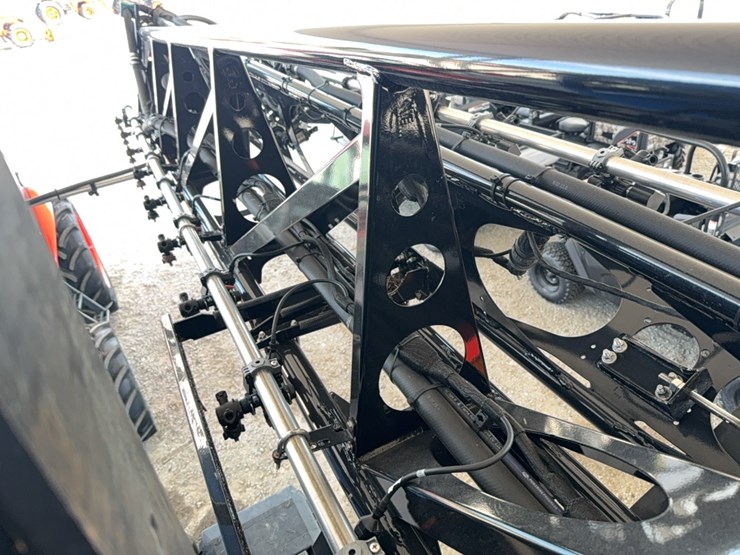 2023-new-holland-sp.310f-image-133