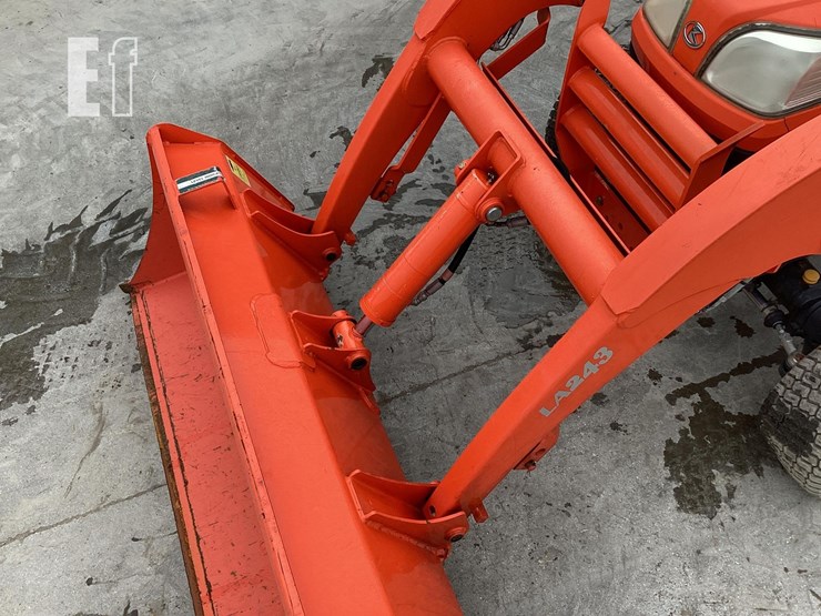 2010-kubota-bx2660-image-10