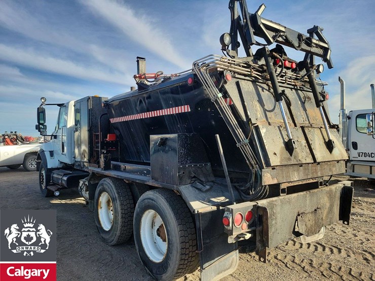 2008-international-workstar-7500-image-3