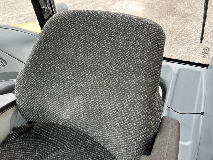 2005-challenger-mt635b-image-32