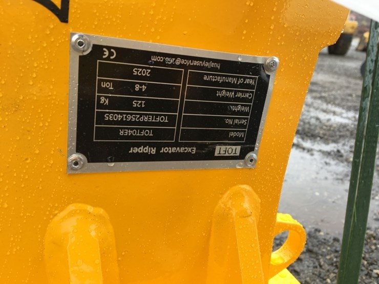 caterpillar-305-image-3