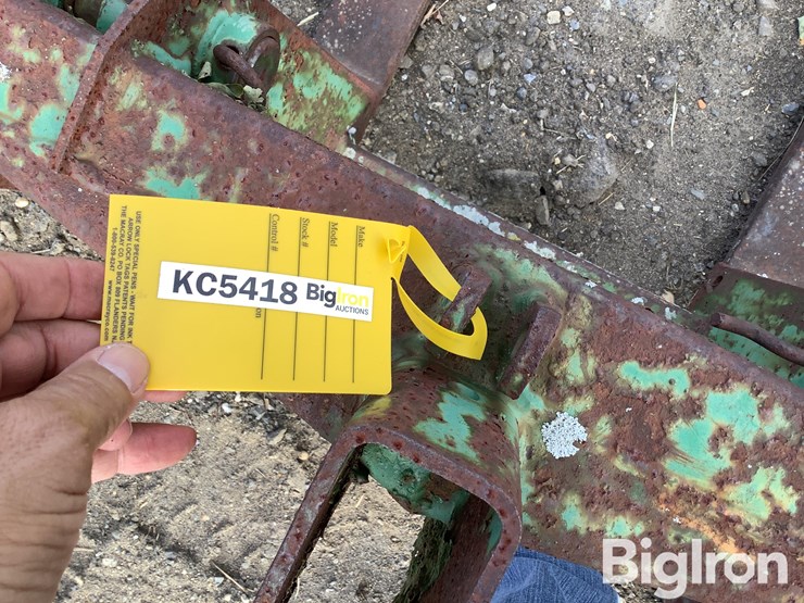 48"-pallet-forks-image-10