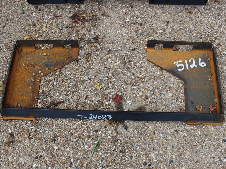 #5126-•-2025-wolverine-3/8-inch-quick-attach-mount-plate-image-1