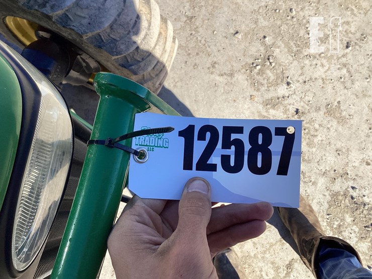 2011-john-deere-3720-image-19