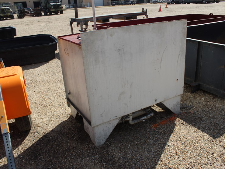 #3478-•-200-gallon-faith-tank-image-3