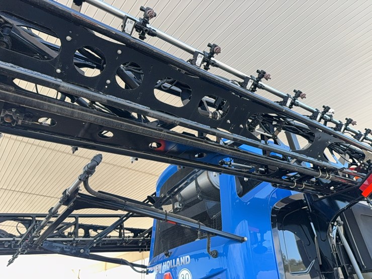 2023-new-holland-sp.310f-image-95