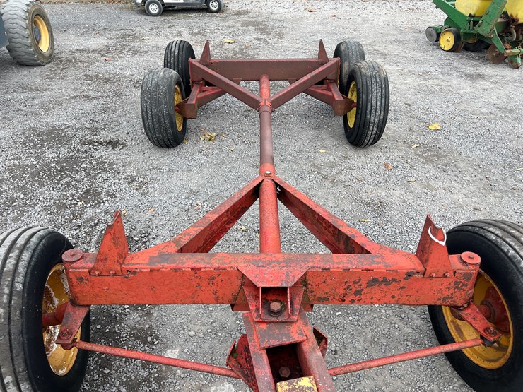 new-holland-238-image-3