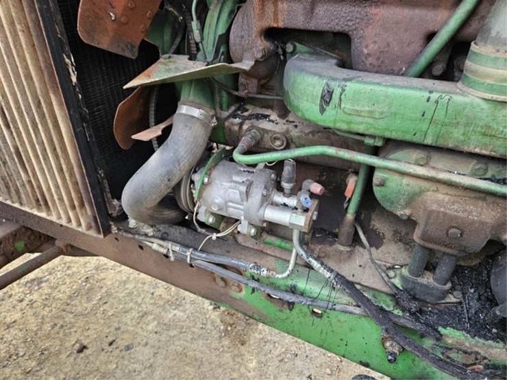 john-deere-4440-image-31
