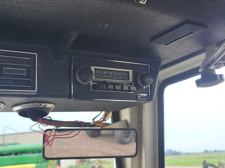 1979-case-2390-tractor-image-15