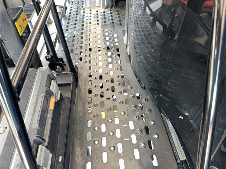 2023-new-holland-sp.310f-image-112