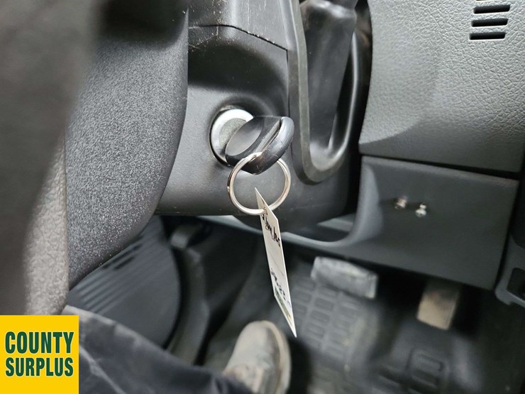 2011-ford-f550-image-13