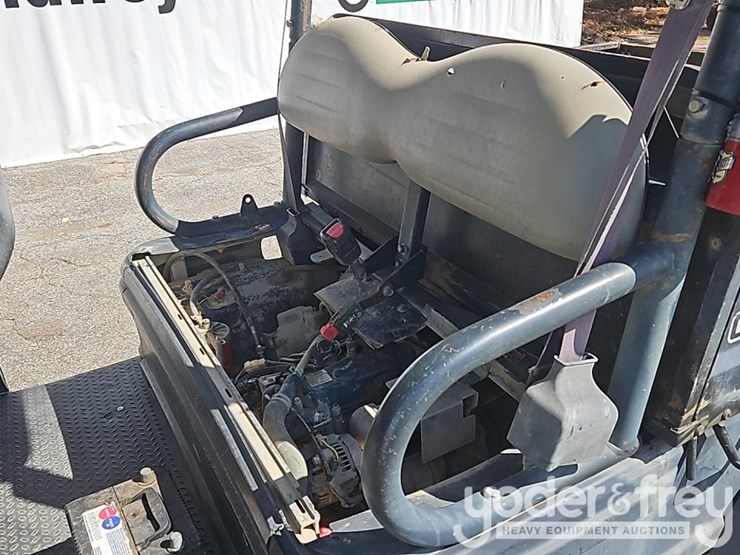 2018-club-car-carryall-1700-image-17