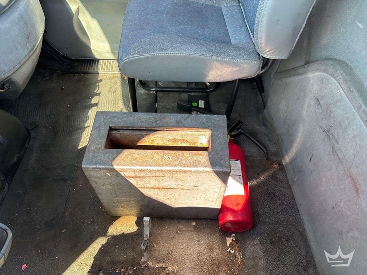 international-durastar-4300-image-25