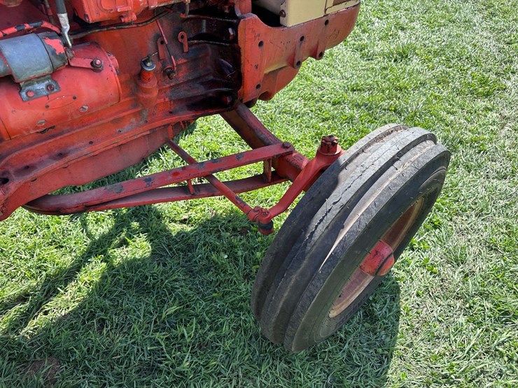 j-i-case-730-image-33