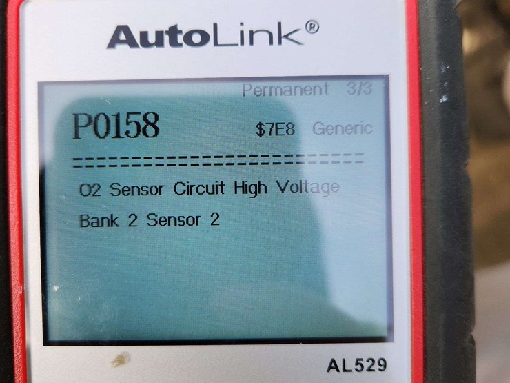 2022-chevrolet-silverado-3500hd-image-38