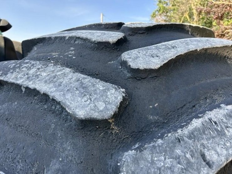 2004-john-deere-9620-image-47