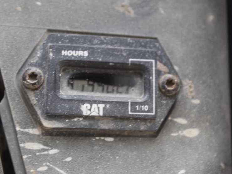 2001-caterpillar-216-image-7