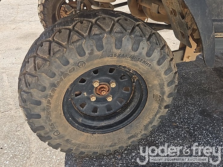 2020-club-car-carryall-1700-image-10