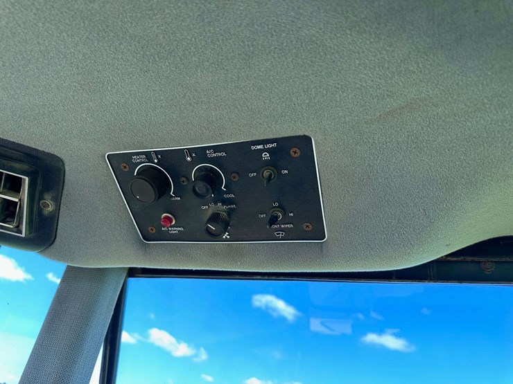 white-american-80-image-55