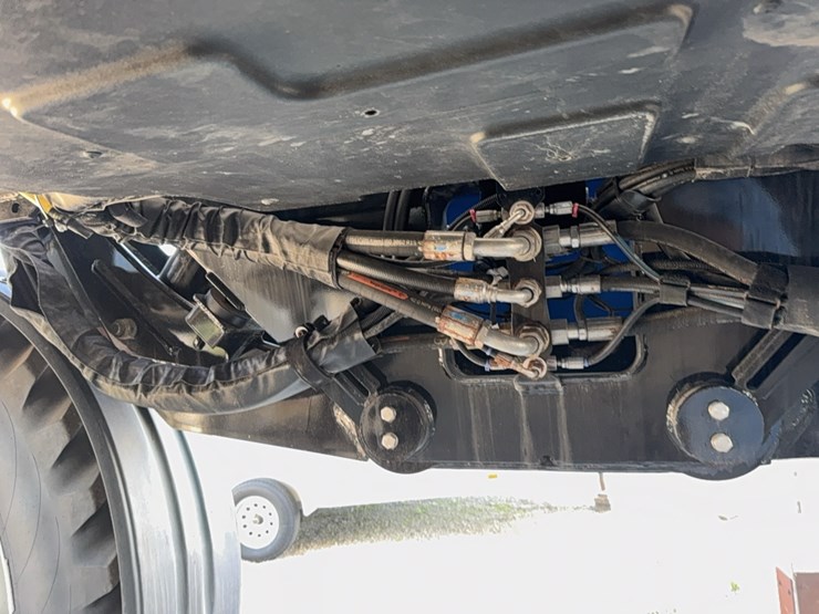 2023-new-holland-sp.310f-image-204