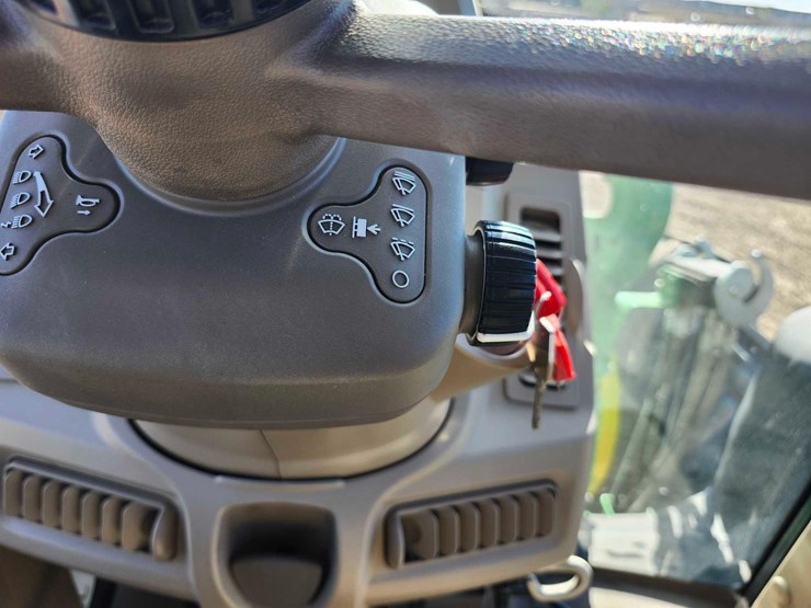 2023-john-deere-6145m-image-59