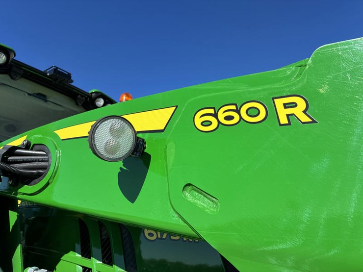 2023-john-deere-6175m-image-21