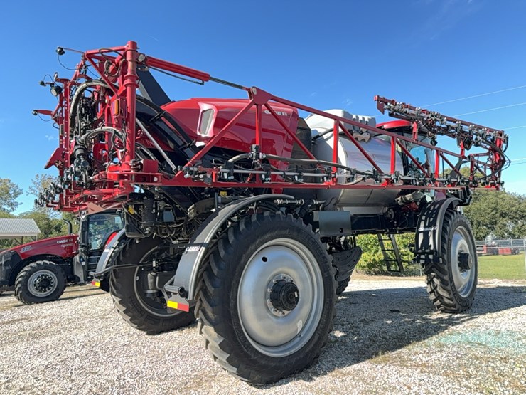 2023-case-ih-4350-patriot--sprayer-image-8