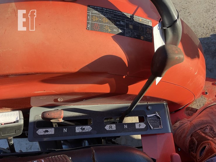 2016-kubota-l3301d-image-15