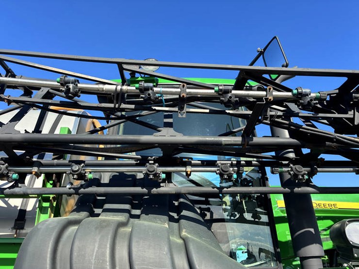 2014-john-deere-4830-image-23