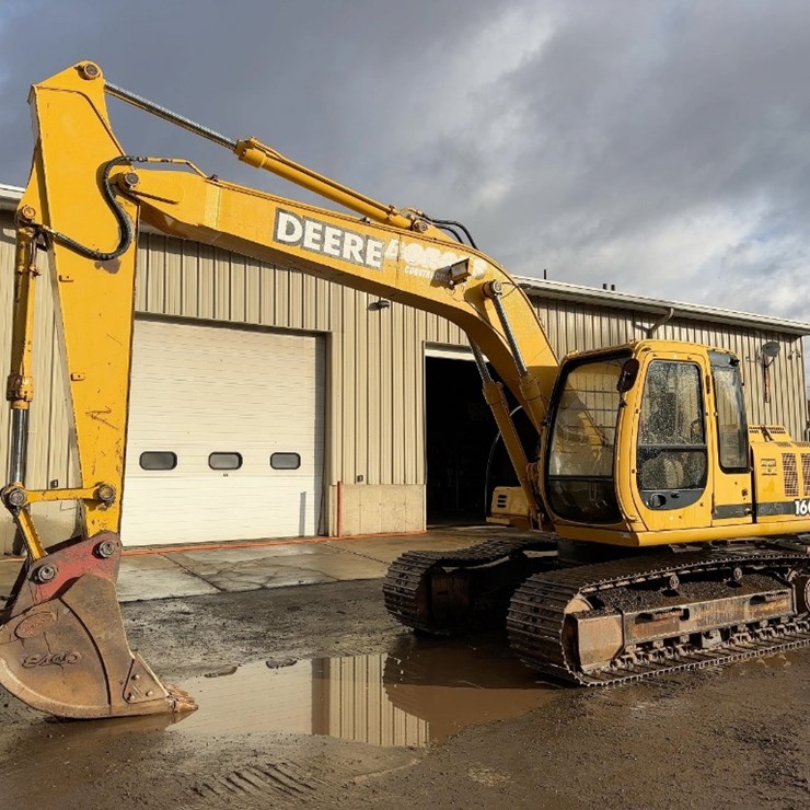 2000 JOHN DEERE 2000