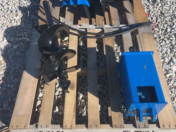 skid-steer-loader-auger-and-extra-rod-image-1
