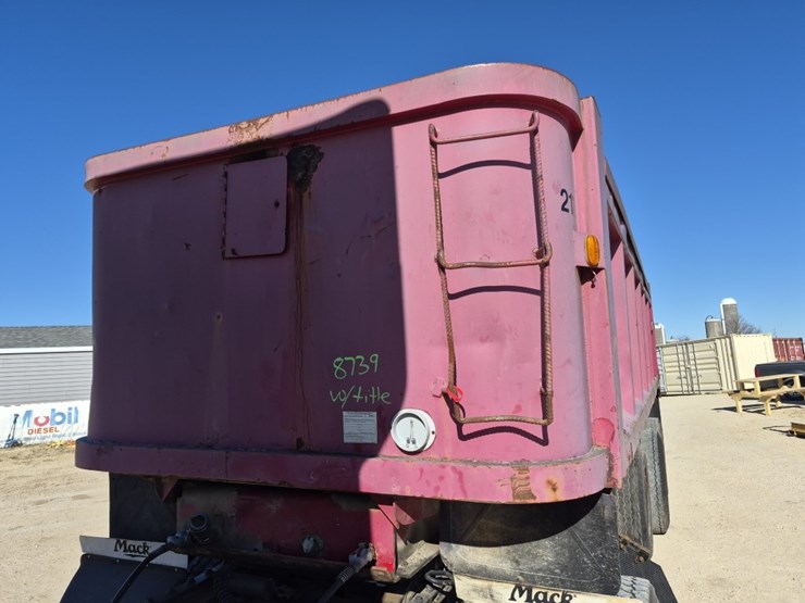 heil-end-dump-image-3