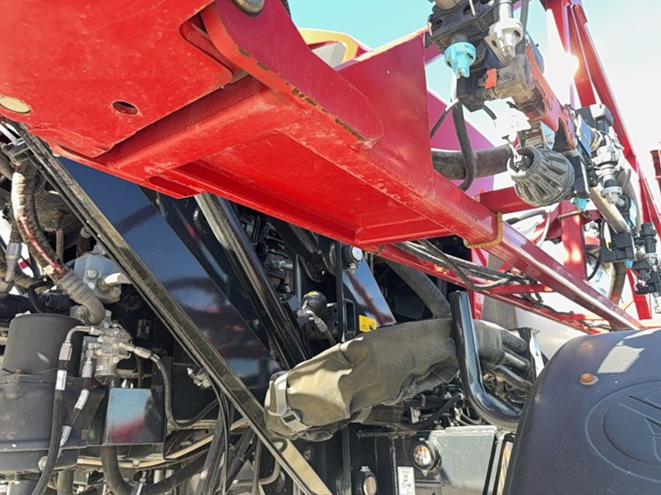 2023-case-ih-4350-patriot--sprayer-image-220