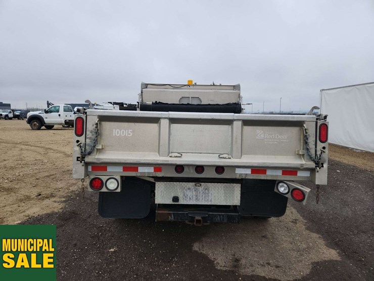 2015-ford-f450-image-23