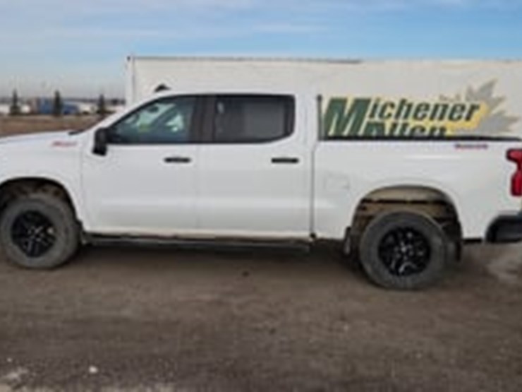 2021-chevrolet-silverado-1500-image-9