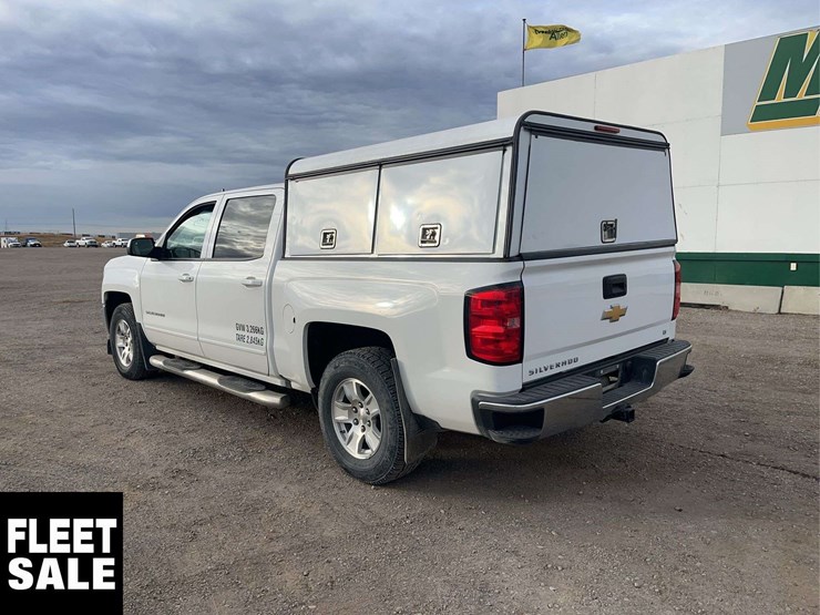 2017-chevrolet-silverado-1500-image-3