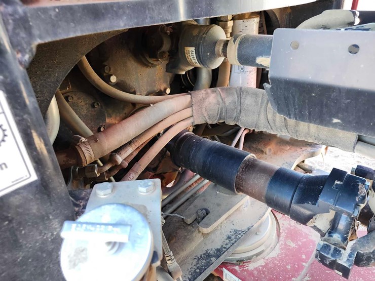 2012-case-ih-400-image-21